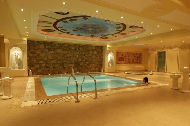 secret_paradise_hotel_22